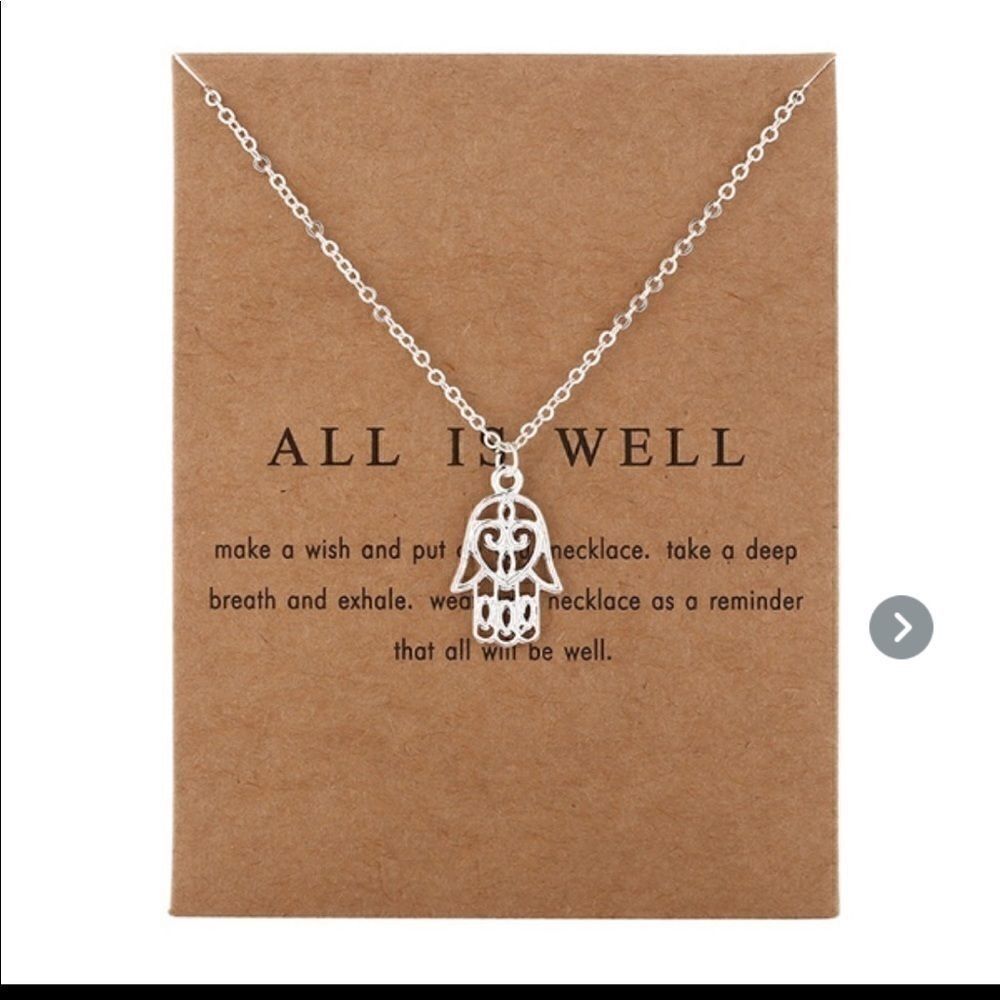 Bundle cute versatile Necklace with new  Ipsy bag